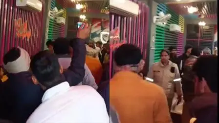 વાયરલ વીડિયોનો સ્ક્રીન ગરૅબ (તસવીર સૌજન્ય: સોશિયલ મીડિયા)