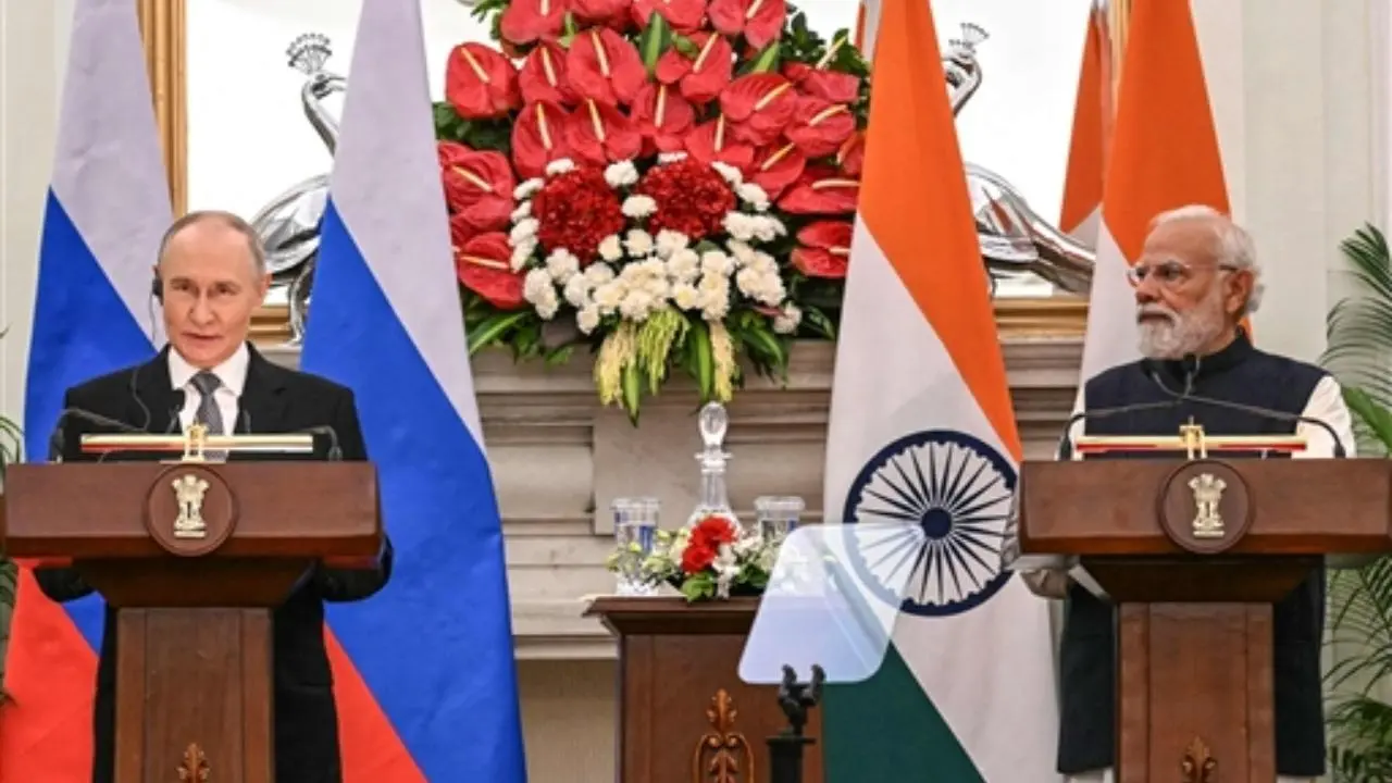 મોદી-પુતિન સમિટ (તસવીર સૌજન્ય: એજન્સી) 