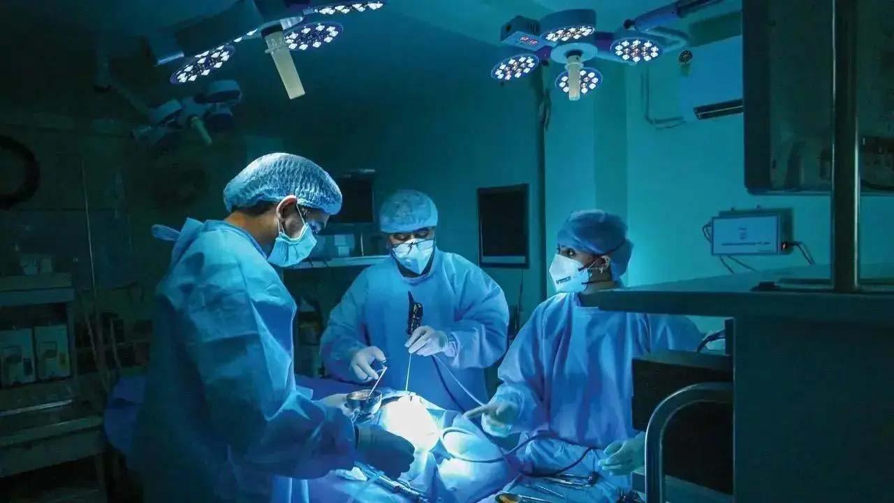 પ્રતીકાત્મક તસવીર