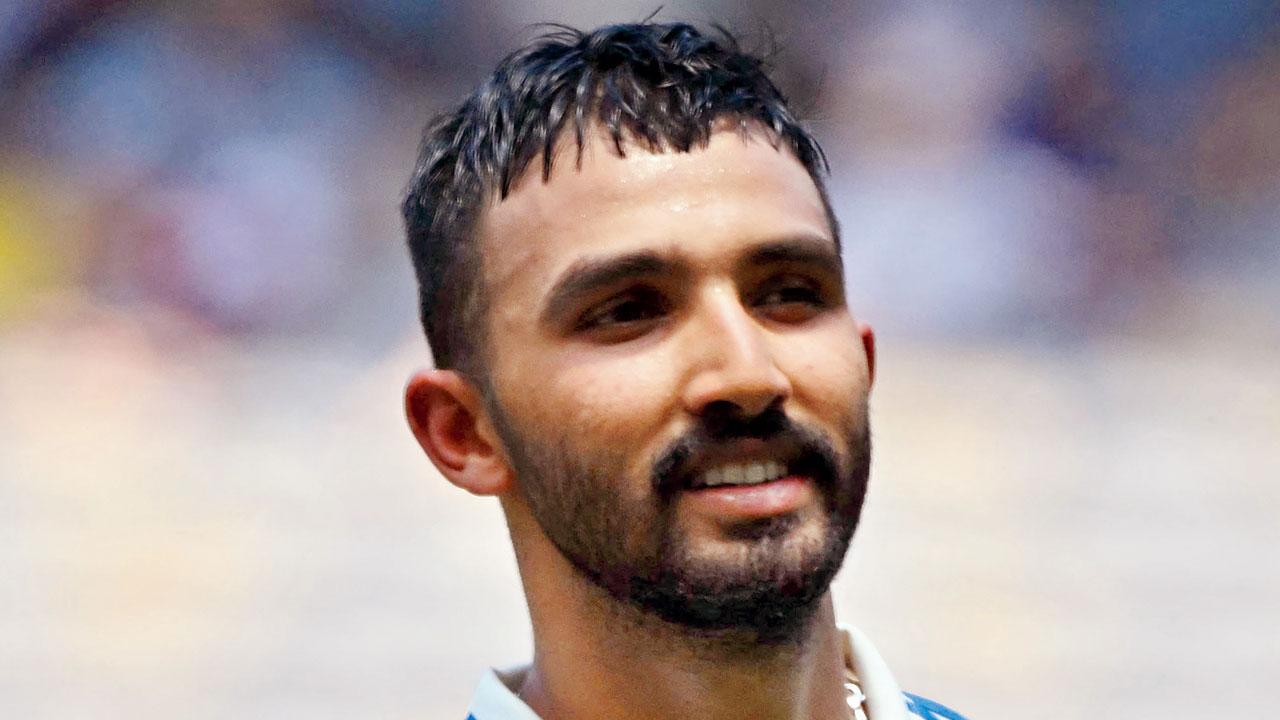 RCBના ડ્રેસિંગ રૂમમાં દરેક પ્લેયર કોહલીનું બૅટ ટ્રાય કરે છે : પડિક્કલ