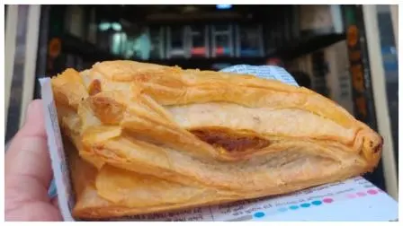 એકદમ ફરસું અને સ્વાદમાં મજેદાર પંજાબ બેકરી પફ- તસવીર સૌજન્ય પૂજા સાંગાણી