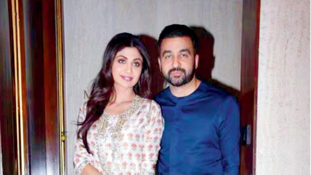 શિલ્પા શેટ્ટી અને તેના પતિ રાજ કુંદ્રાની ફાઇલ તસવીર