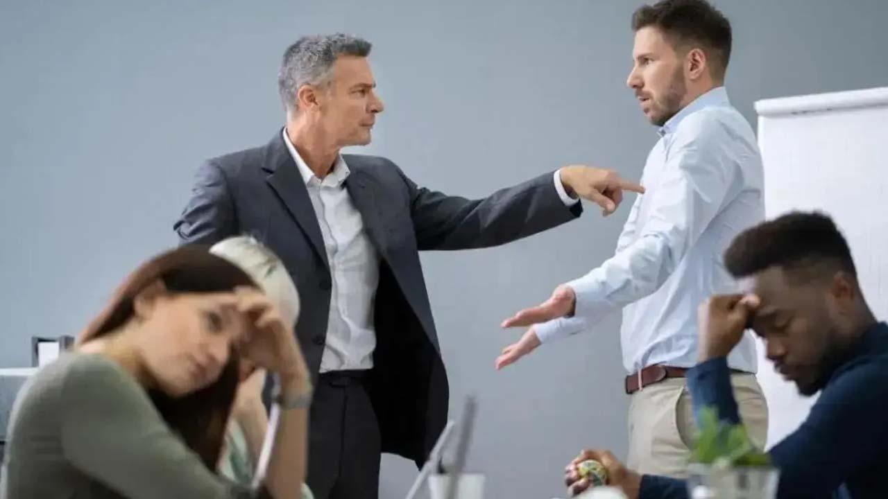 પ્રતીકાત્મક તસવીર