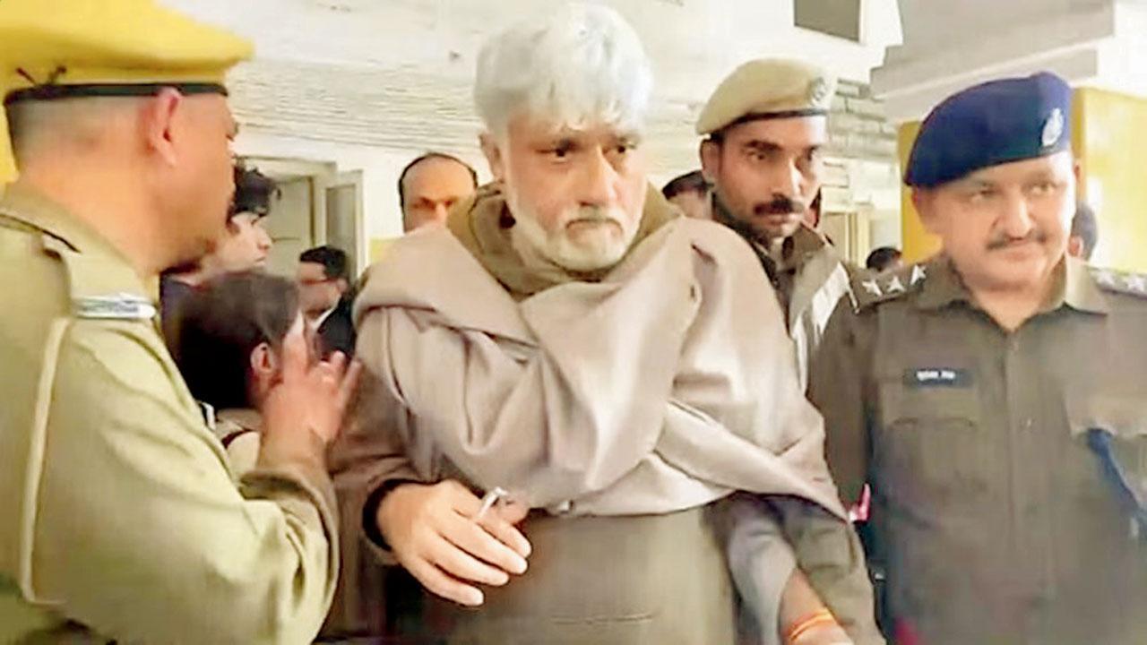 વિક્રમ ભટ્ટ જુડિશ્યલ કસ્ટડીમાં