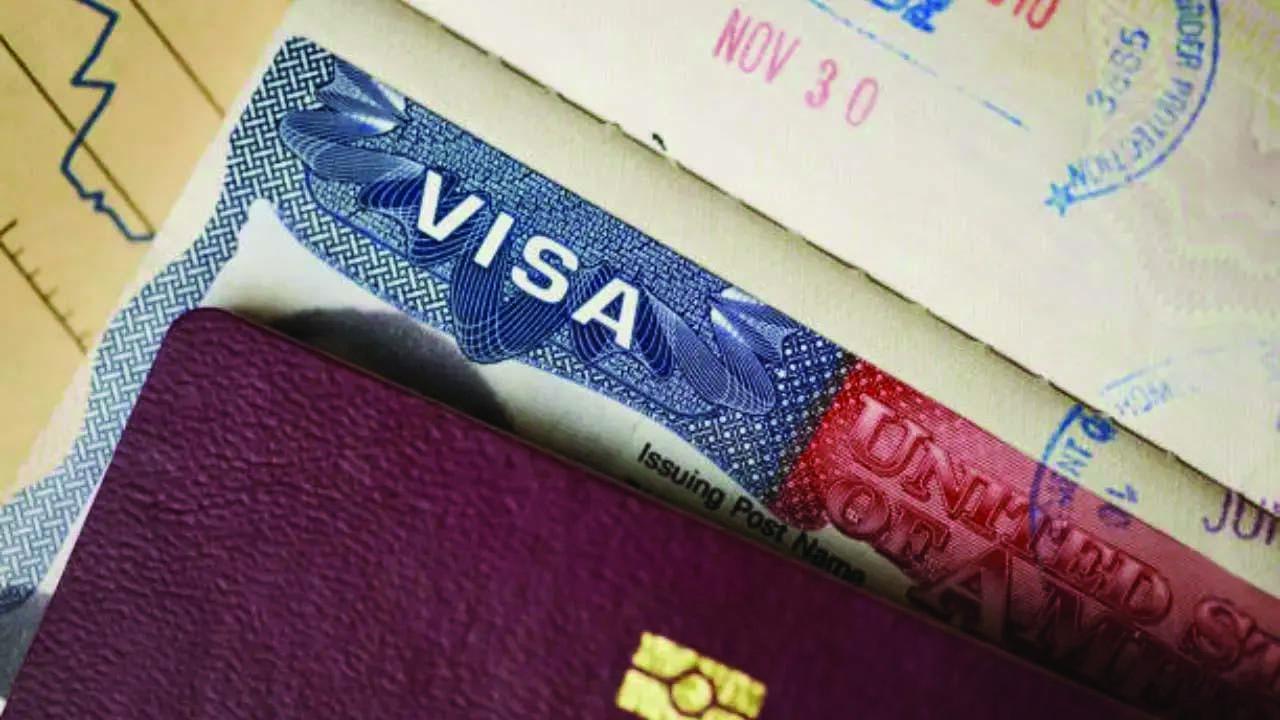 પ્રતીકાત્મક તસવીર