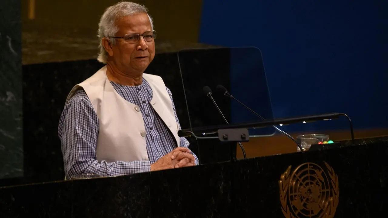 નોબેલ પુરસ્કાર વિજેતા યુનુસ સરકાર