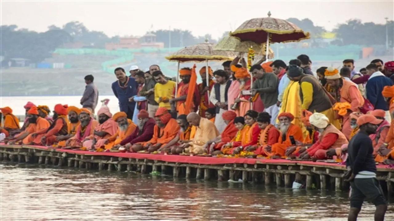 પ્રતીકાત્મક તસવીર