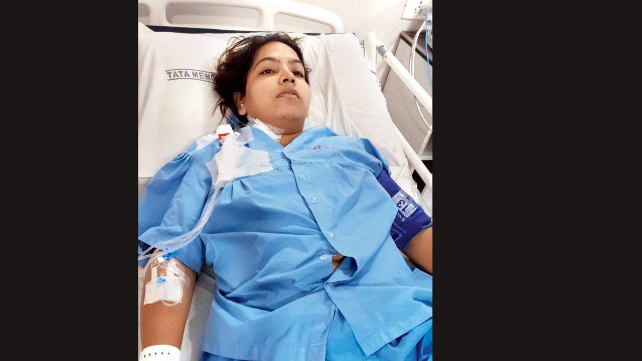 ખારઘરની તાતા મેમોરિયલ હૉસ્પિટલમાં સારવાર લઈ રહેલી મમતા વ્યાસ.