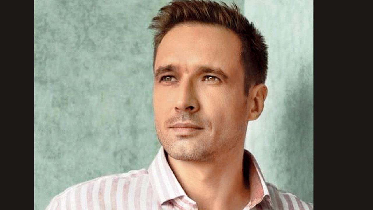 ધરપકડ કરવામાં આવેલો યુક્રેનનો ઍક્ટર આર્મેન અટેઇની.