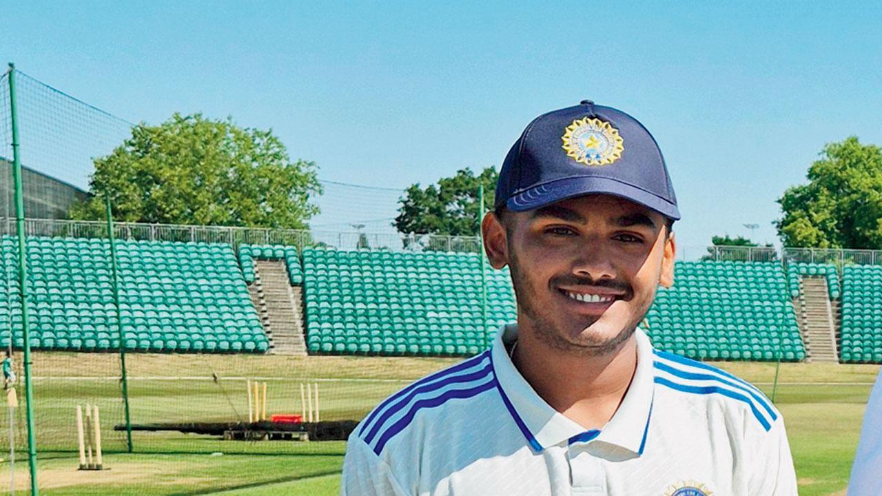 આયુષ મ્હાત્રે