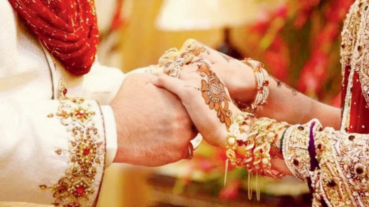 પ્રતીકાત્મક તસવીર