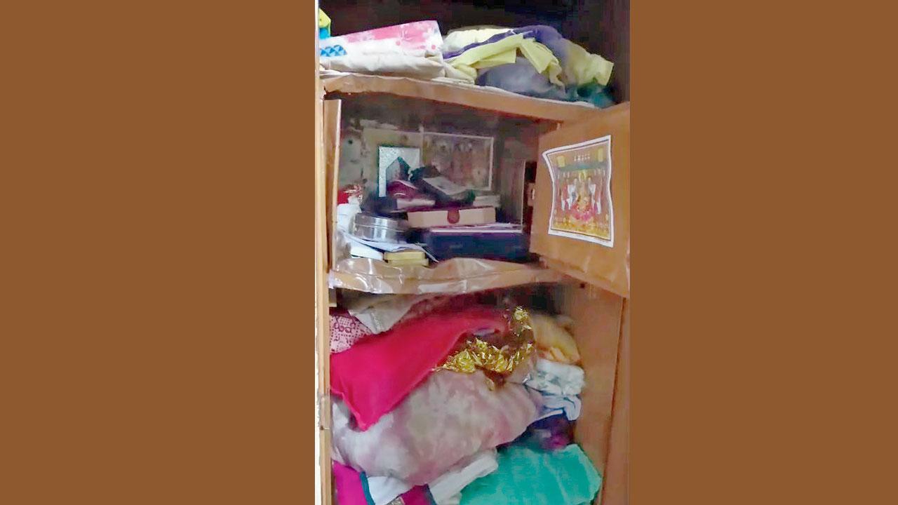 જે ઘરમાં ચોરી થઇ હતી તે