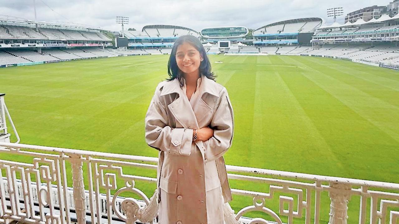 શ્રેયંકા પાટીલ 