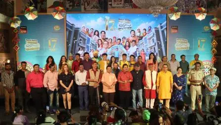 ગોકુલધામ સોસાયટીમાં સેટ થયેલો આ શોમાં સૌમ્ય રમૂજ, સમુદાય ભાવના અને અર્થપૂર્ણ વાર્તા કહેવા દ્વારા રોજિંદા ક્ષણોનું ચિત્રણ કરવામાં આવે છે જે માટે સોની સબ જાણીતું છે.