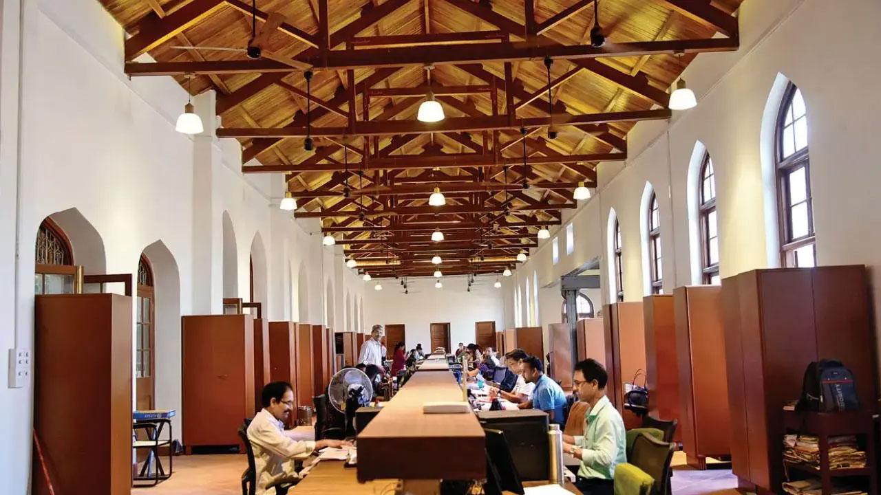 મુંબઈની GPO ઓફિસ (ફાઇલ તસવીર)