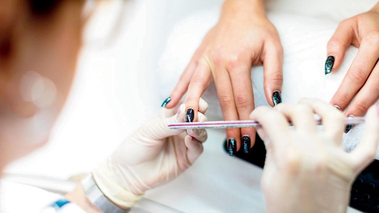 પ્રતીકાત્મક તસવીર