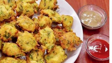 મેથી-કેળાનાં ભજિયાં