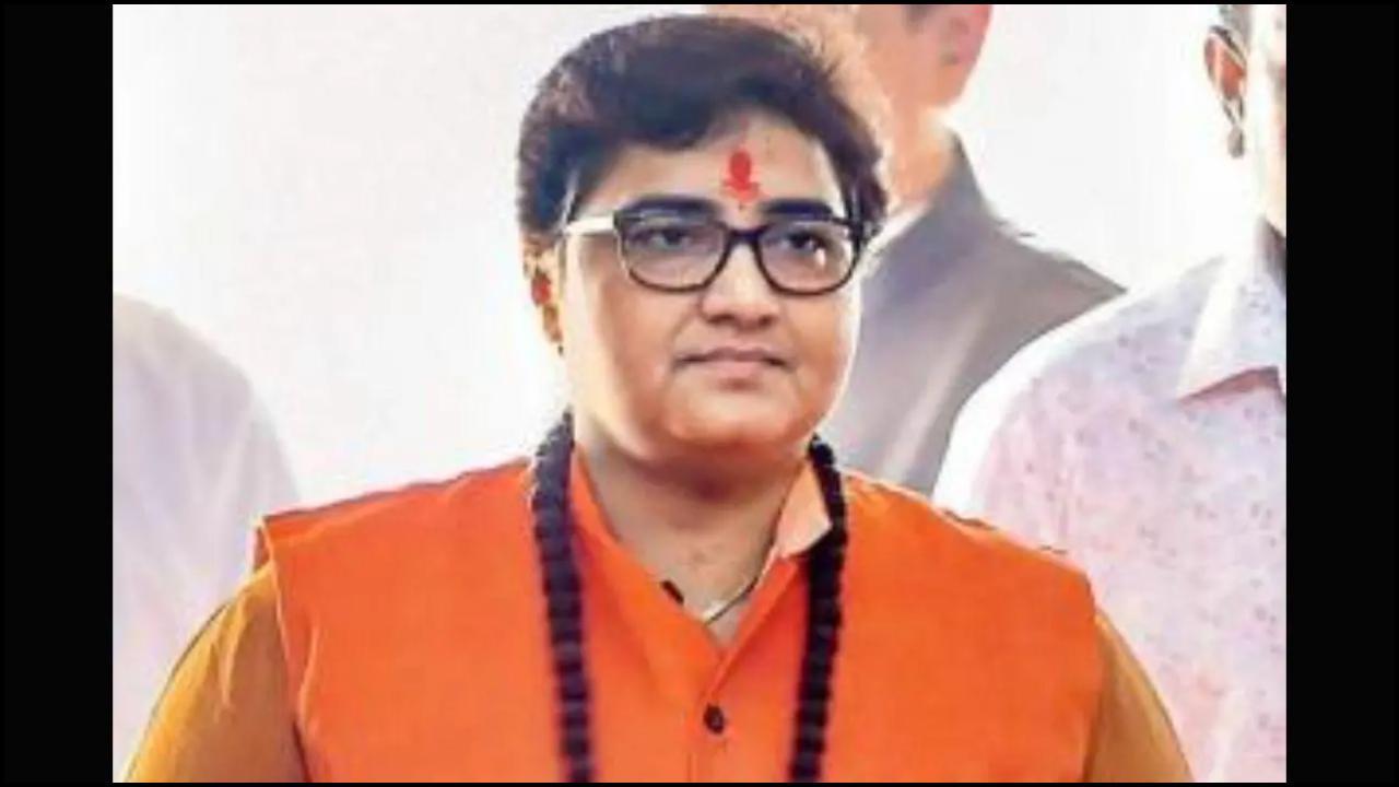 “સંન્યાસી છું એટલે મને આતંકવાદી ગણાવી”: માલેગાંવ કેસમાં પ્રજ્ઞા ઠાકુરે કહ્યું