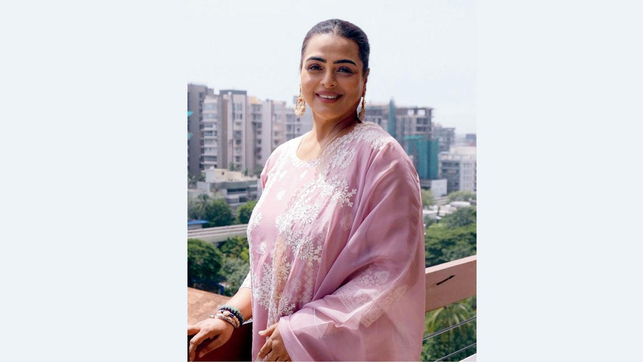 શિલ્પા શિરોડકર