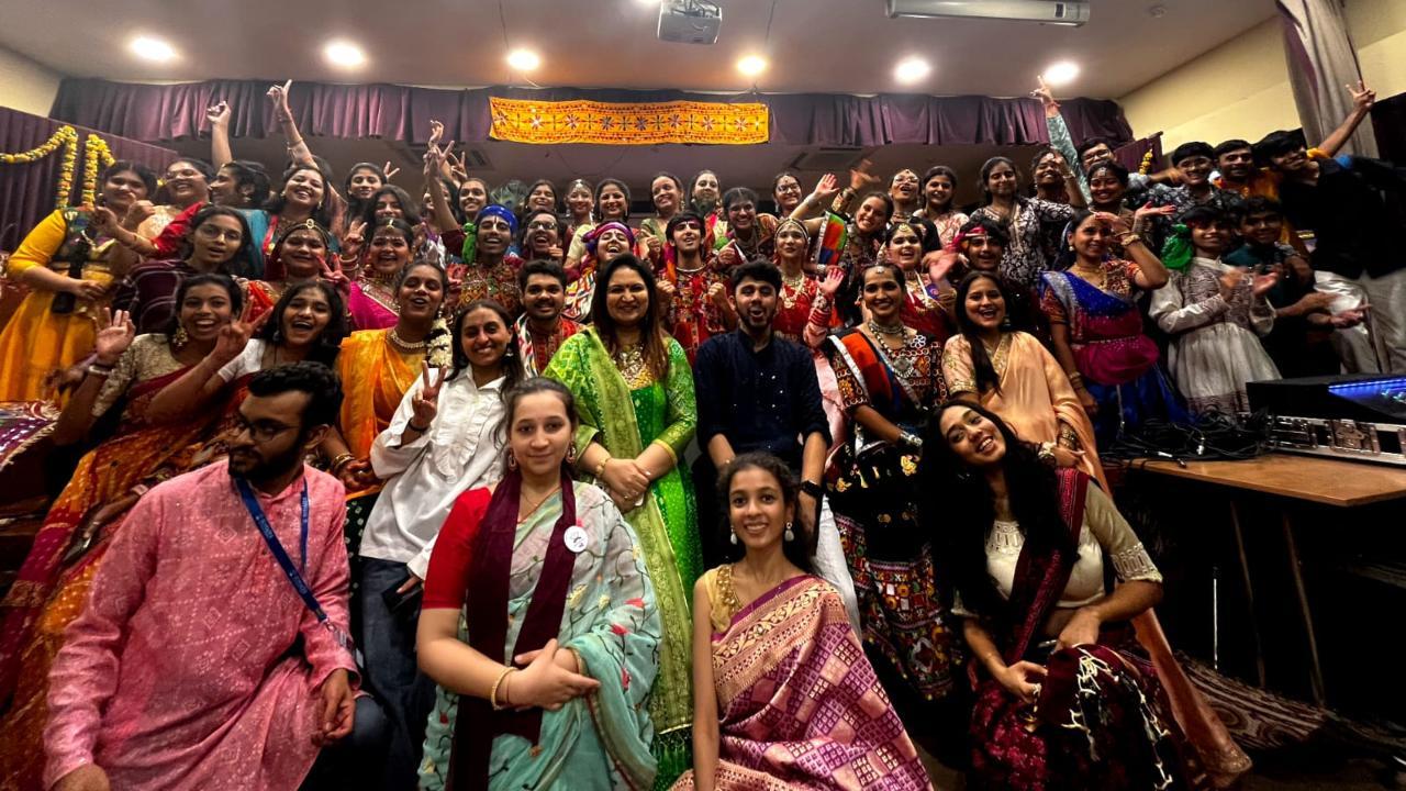 સોમૈયા મહાવિદ્યાલય: ગુજરાતી સાહિત્ય મંડળના ઉદ્ઘાટન સમારોહમાં સમીર સોમૈયાની હાજરી