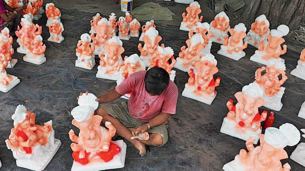 પ્રતીકાત્મક તસવીર