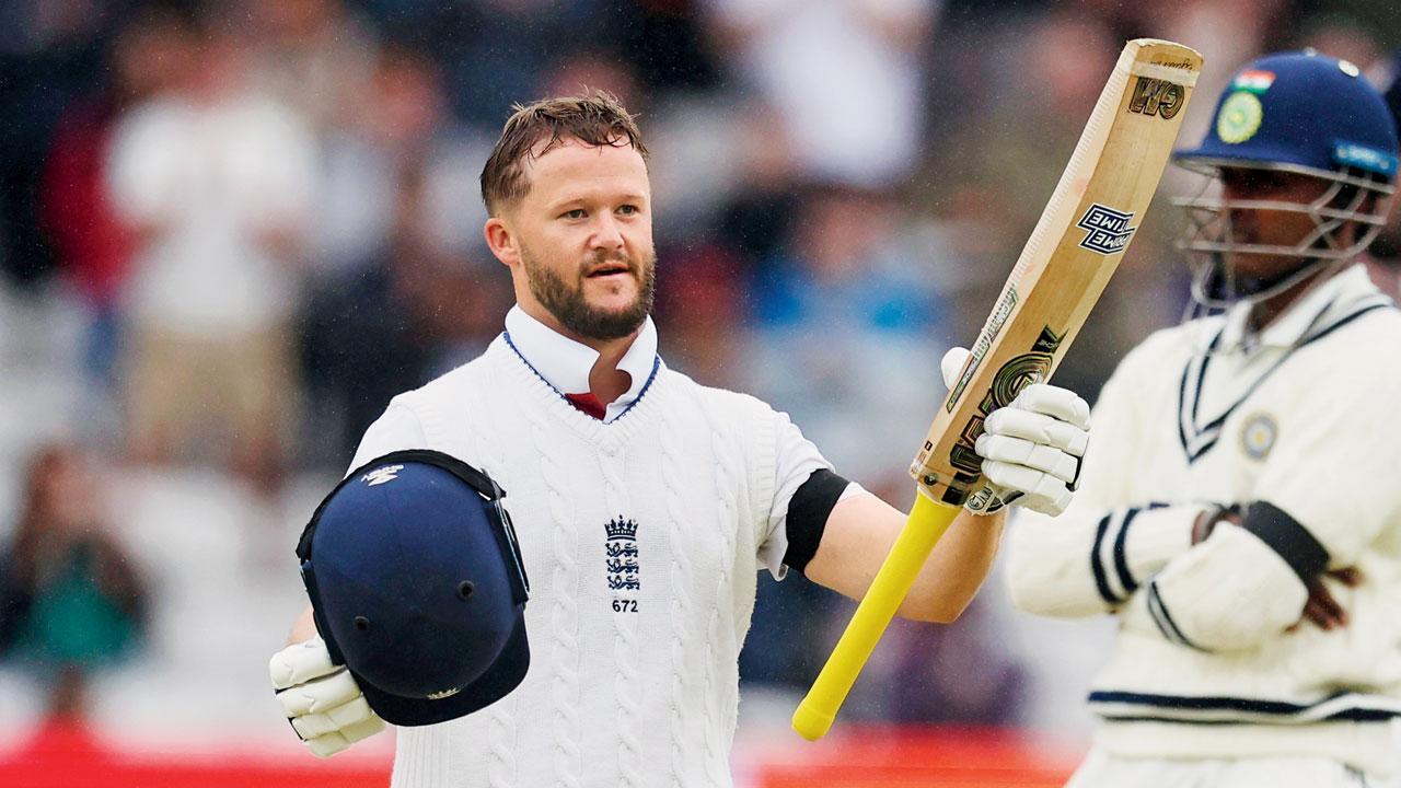 ઇંગ્લૅન્ડના ઓપનર્સ બેન ડકેટે ૧૭૦ બૉલમાં શાનદાર ૧૪૯ રન કરીને પોતાની ટીમની જીતમાં મજબૂત પાયો નાખ્યો હતો.