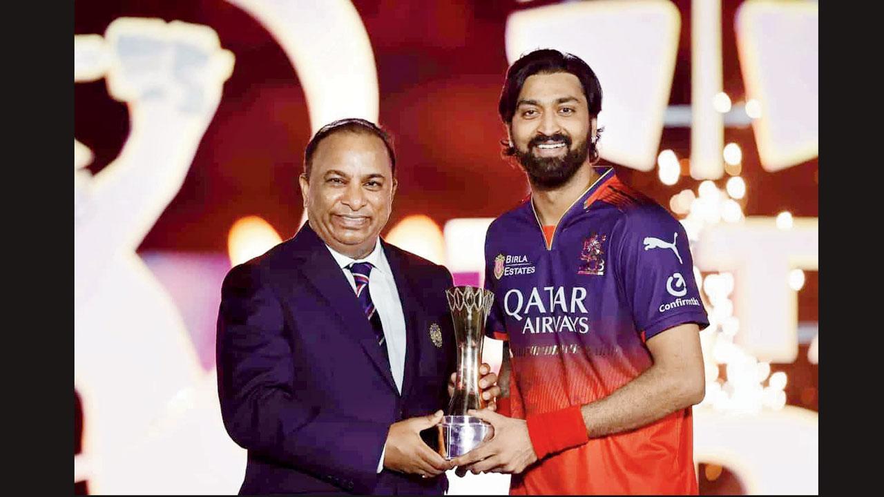IPL 2025ની પ્લેયર ઑફ ધ મૅચ ટ્રોફી મળી કૃણાલ પંડ્યાને.