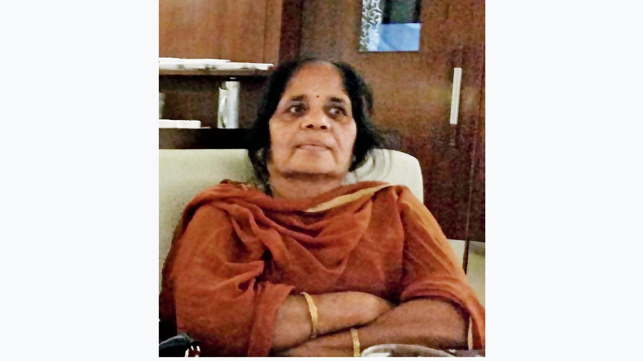 દીકરાને મળવાની જેમની આશા અધૂરી રહી ગઈ એ મંજુલા પટેલ.