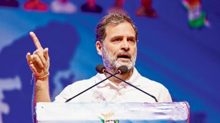 ગઈ કાલે ભોપાલમાં બોલતા રાહુલ ગાંધી.