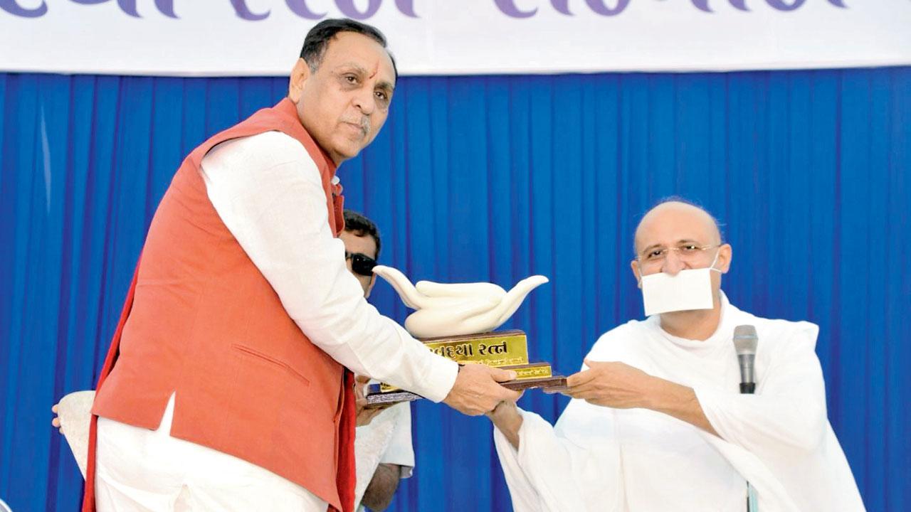 વિજય રૂપાણીનો લંડન જવાનો ઓરિજિનલ પ્લાન ૮ જૂનનો હતો