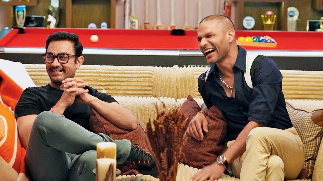 શિખર ધવનને મળવા તેના ઘરે પહોંચ્યો હતો બૉલીવુડ સ્ટાર આમિર ખાન. 