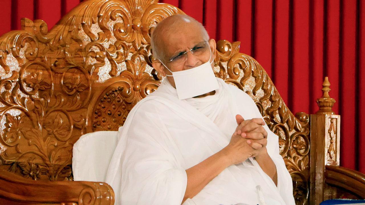 પૂ. શ્રી ધીરગુરુદેવ