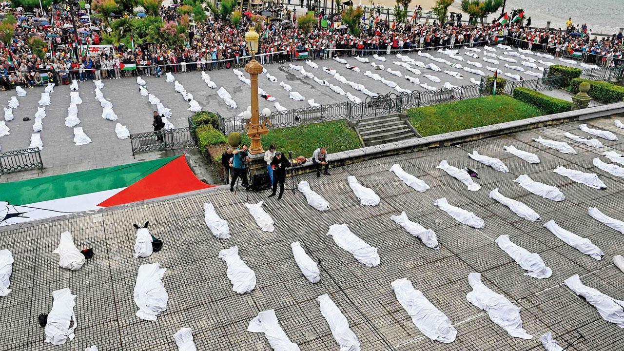 સ્પેનના સૅન સેબસ્ટિયન શહેરમાં વિરોધ-પ્રદર્શન થયું