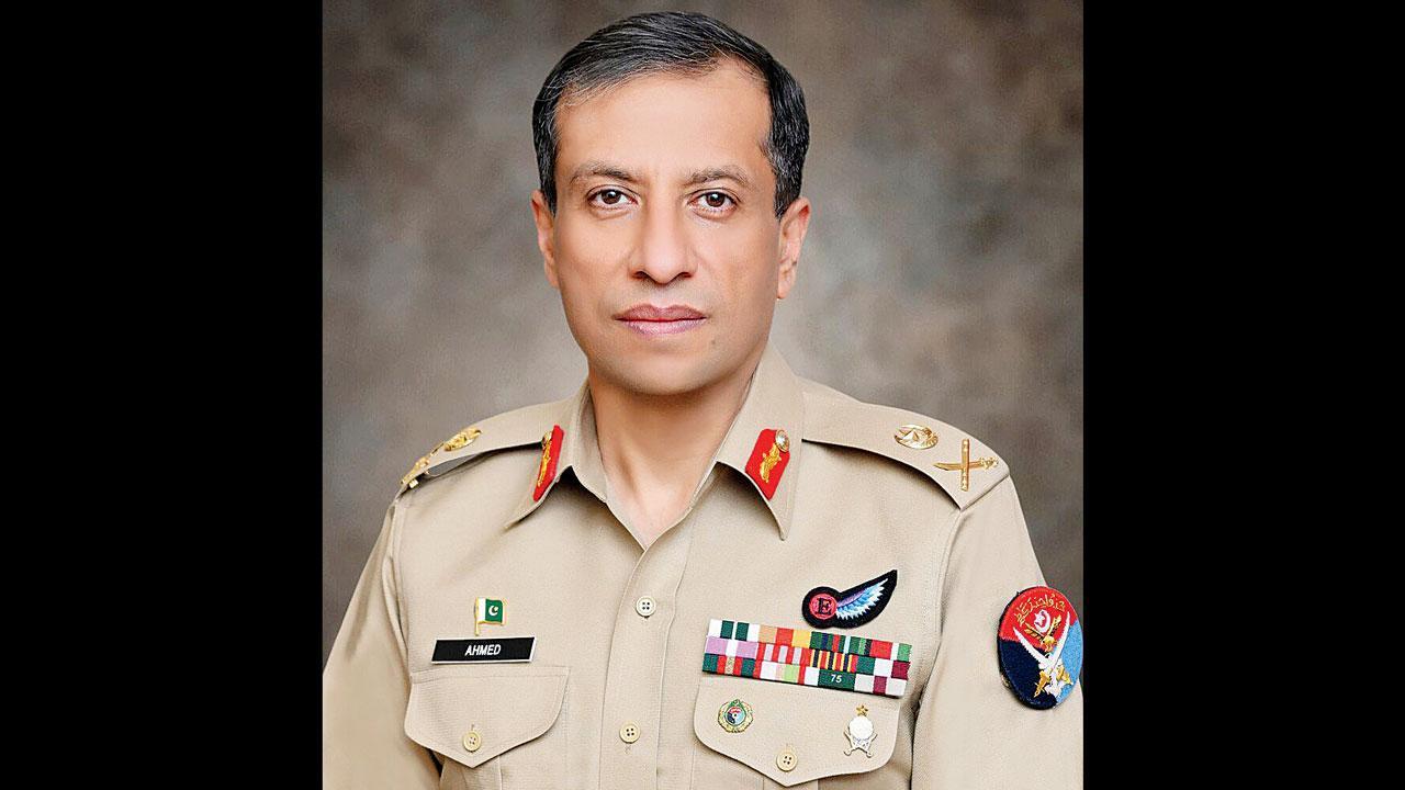 પાકિસ્તાની સેનાના લેફ્ટનન્ટ જનરલ અહમદ શરીફ ચૌધરી