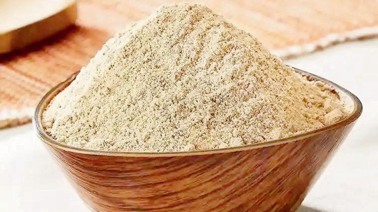 કેરીની ગોટલીમાંથી બનાવેલો પાઉડર