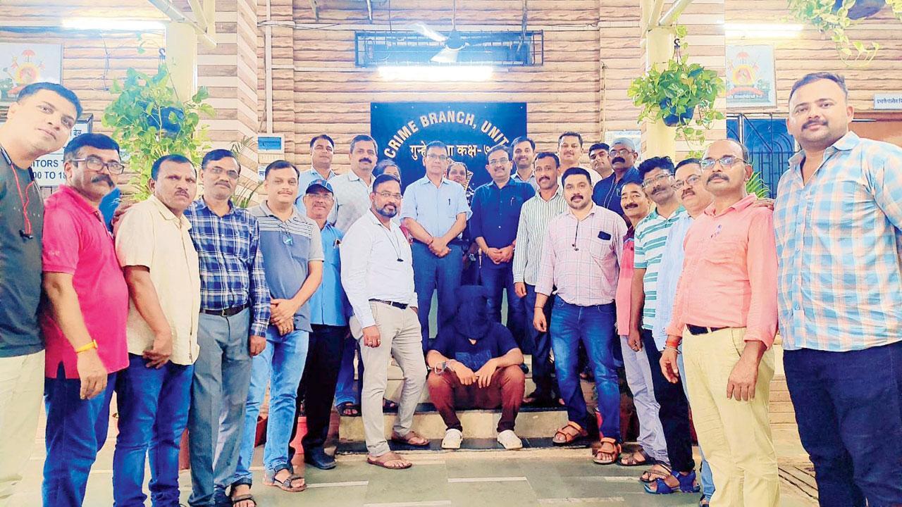 ક્રાઇમ બ્રાન્ચે પકડેલો આરોપી સૂરજ જાયસવાલ.