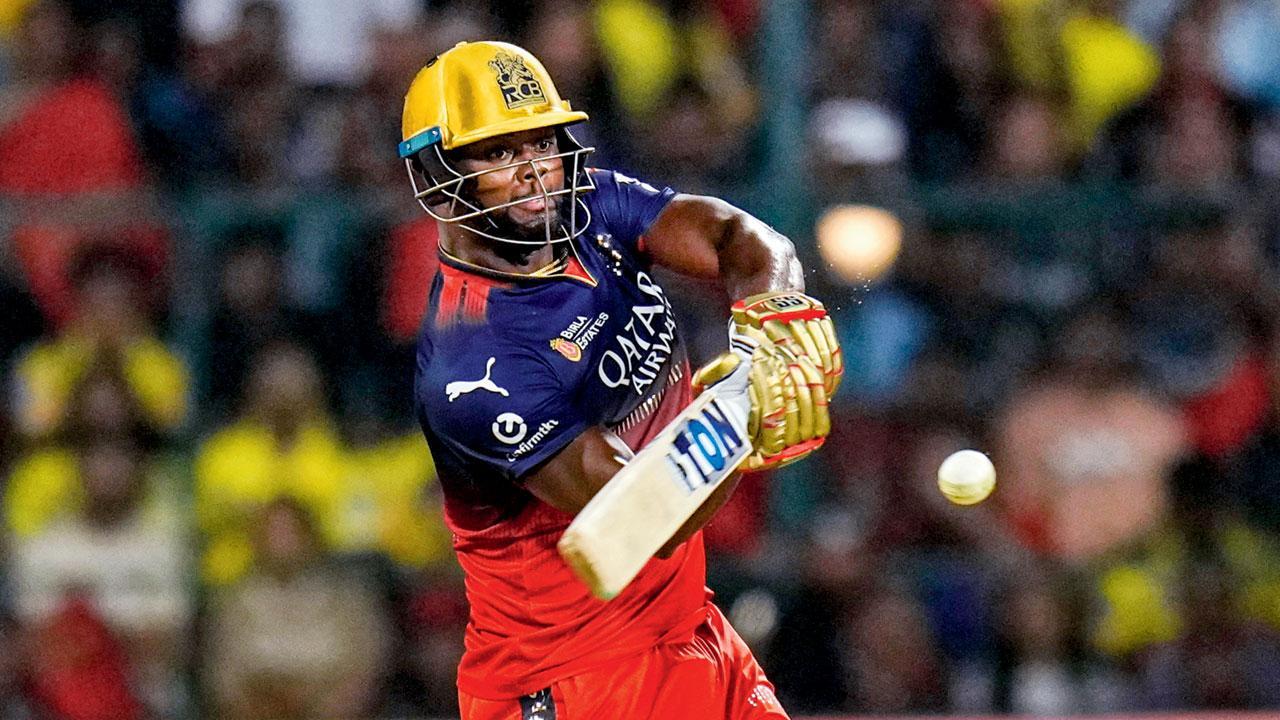 શેફર્ડે ૧૪ બૉલમાં ૫૩ રન ફટકાર્યા હતા.