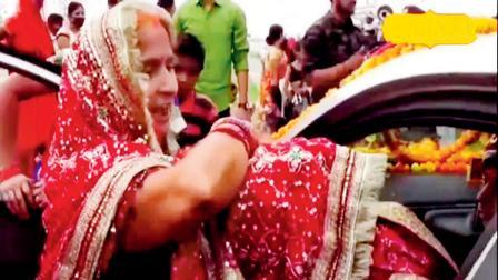 ભિલાલા સમાજમાં લગ્ન પહેલાં નિભાવવતી પરંપરાની તસવીર 