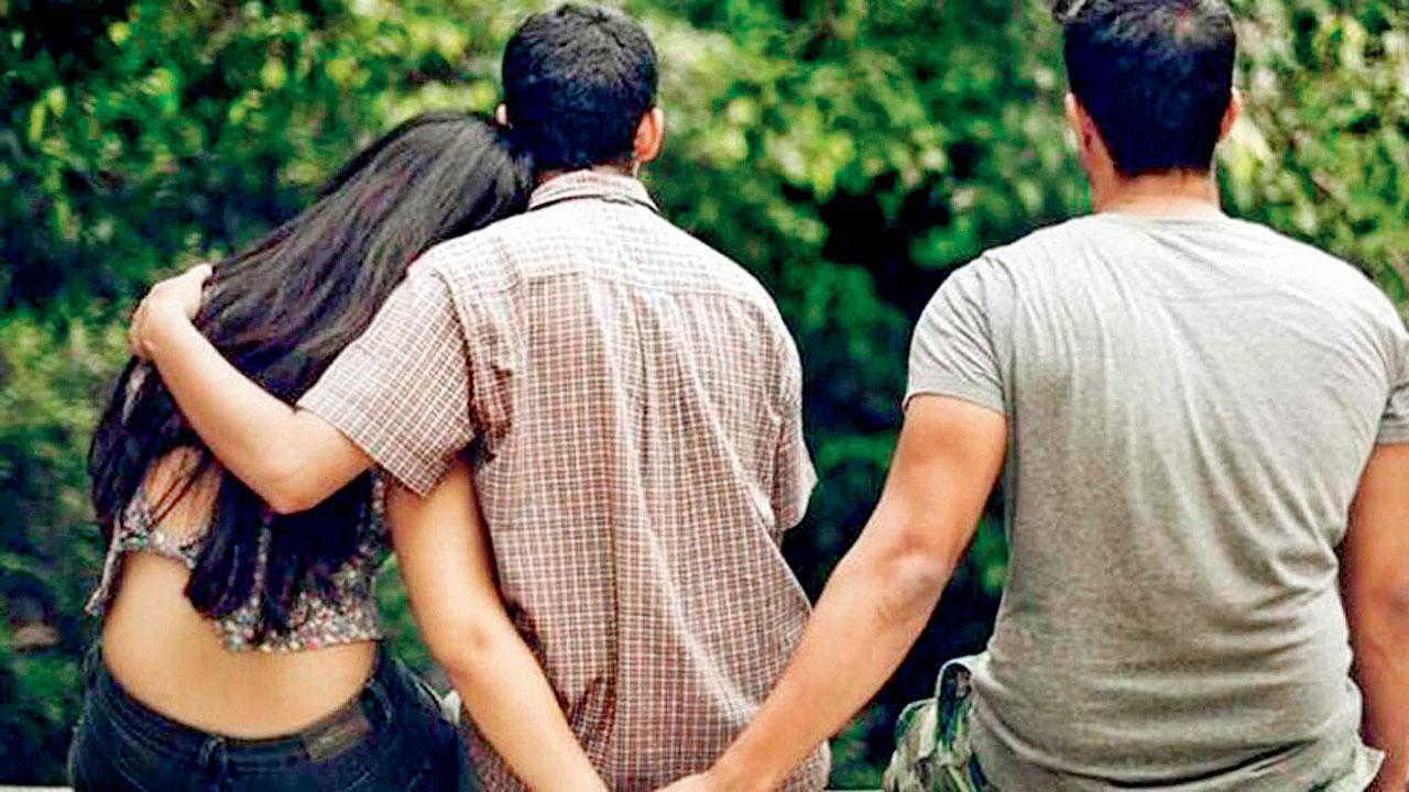 પ્રતીકાત્મક તસવીર