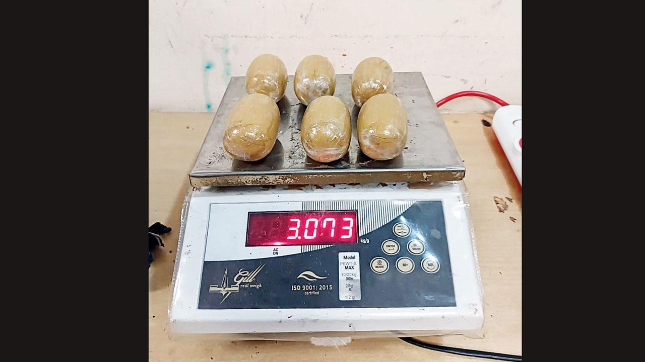 ઍરપોર્ટ પર પકડાઈ સોનાની દાણચોરી