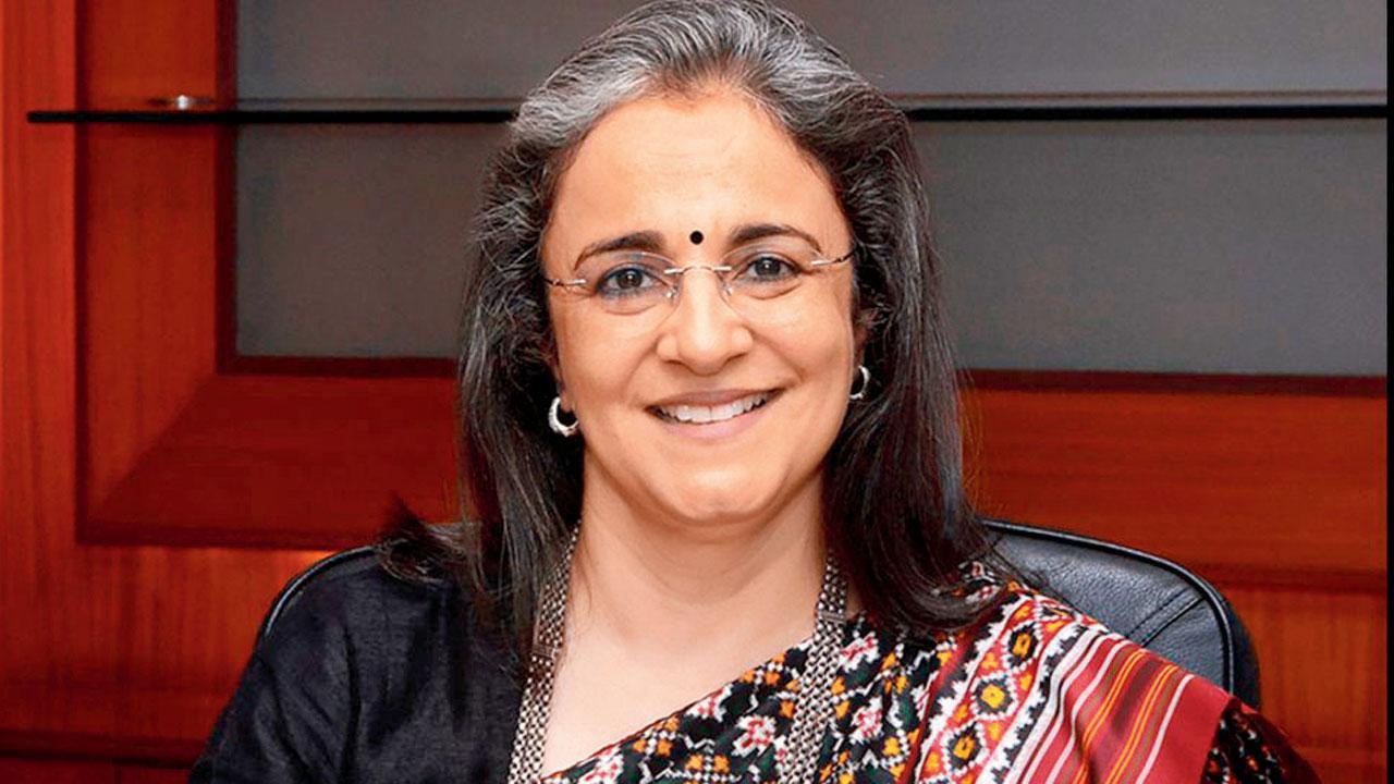 સેબીનાં ભૂતપૂર્વ અધ્યક્ષ માધબી પુરી