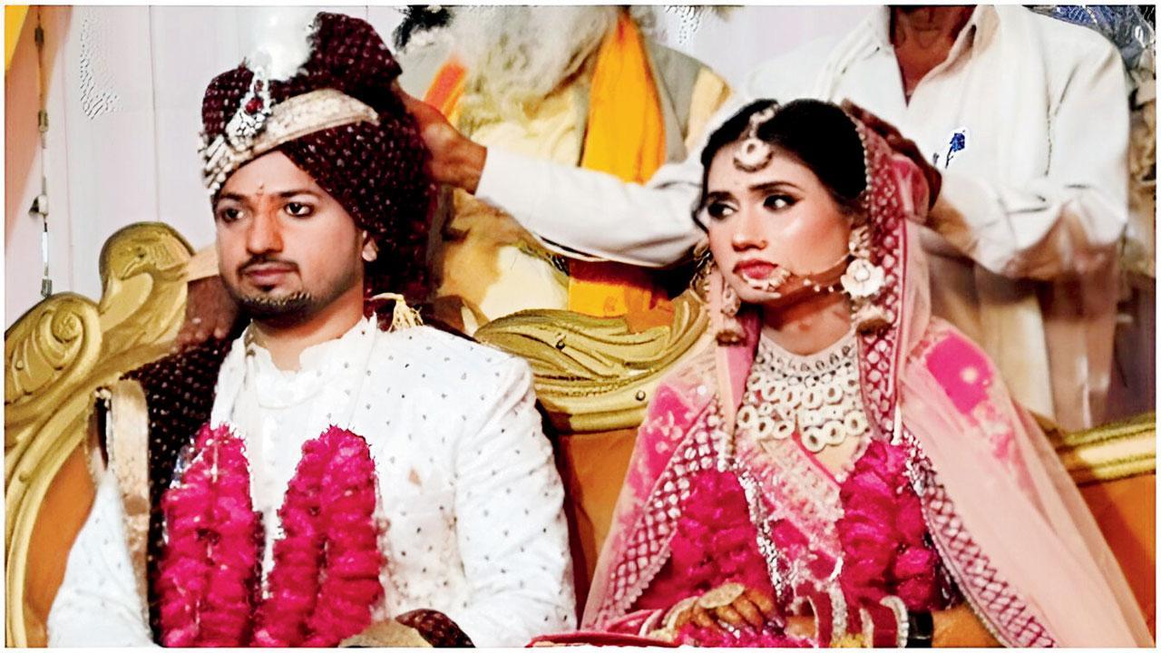 વિકાસ જોશી, શિવાની શર્મા