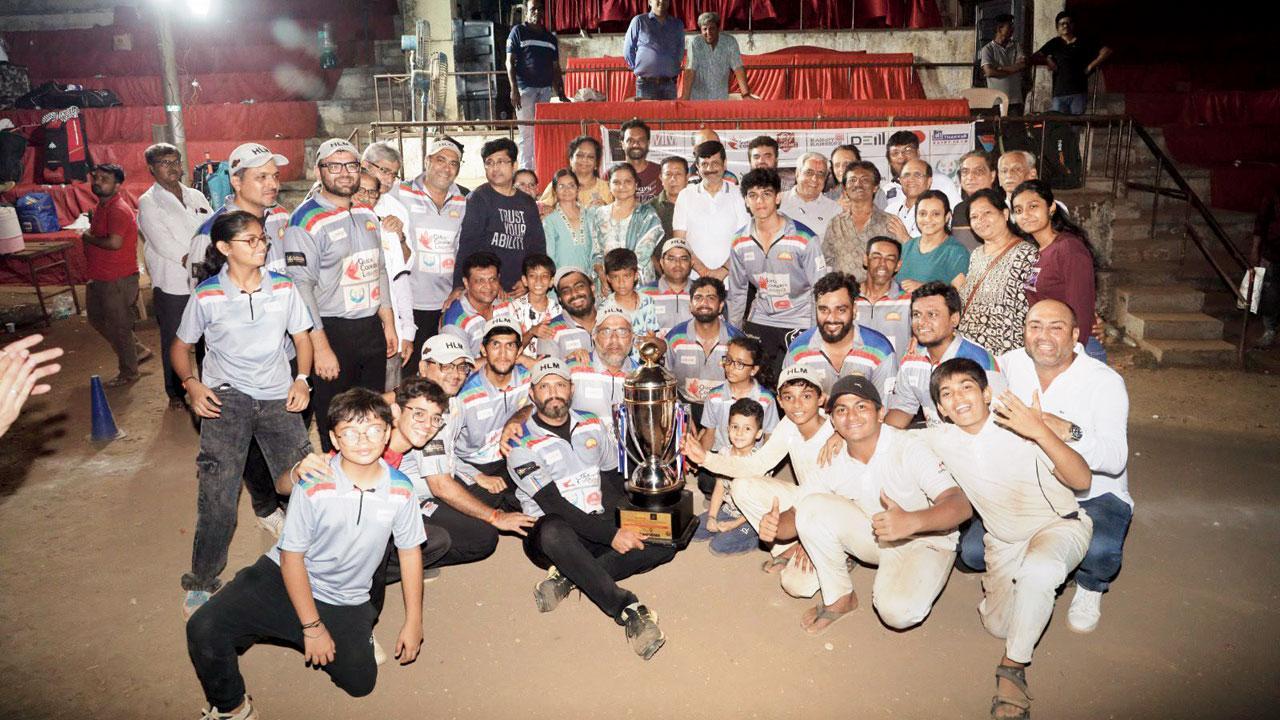 વિનિંગ ટીમ શગુન સ્મૅશર્સ.