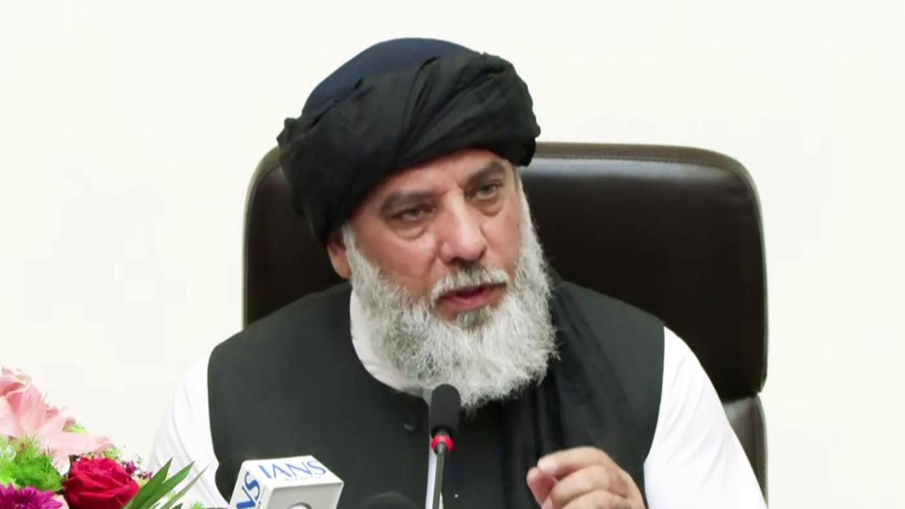 અફઘાનિસ્તાનના વાણિજ્ય અને ઉદ્યોગ મંત્રી, અલ્હાજ નૂરુદ્દીન અઝીઝી સોમવારે નવી દિલ્હીમાં મીડિયા સાથે વાત કરી રહ્યા હતા તે સમયની ફાઇલ તસવીર