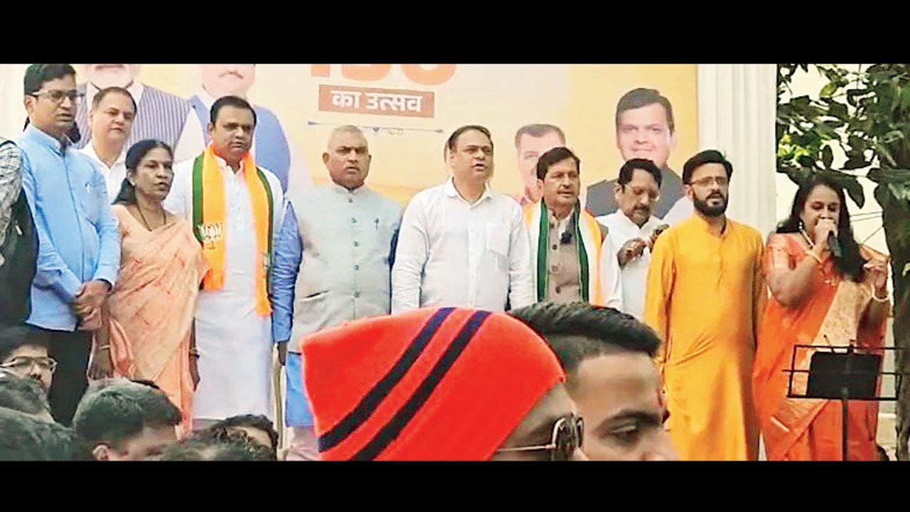 BJPના વરિષ્ઠ નેતાઓએ આ કાર્યક્રમમાં ભાગ લીધો હતો