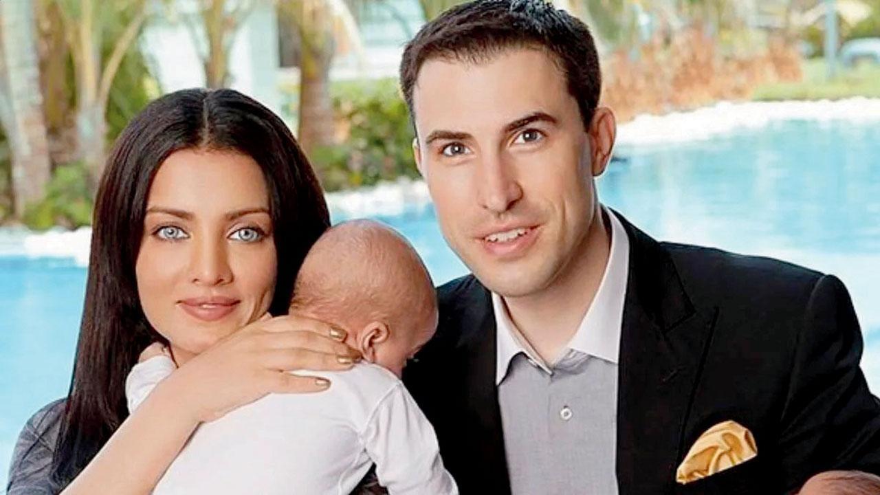 સેલિના જેટલી પરિવાર સાથે