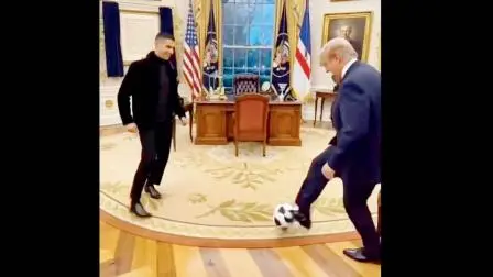 ઓવલ ઑફિસમાં ડોનલ્ડ ટ્રમ્પ અને ક્રિસ્ટિયાનો રોનાલ્ડો રમ્યા ફુટબૉલ