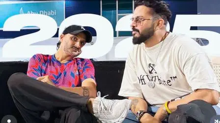 હરભજન સિંહ અને એસ. શ્રીસાન્તની ફાઇલ તસવીર