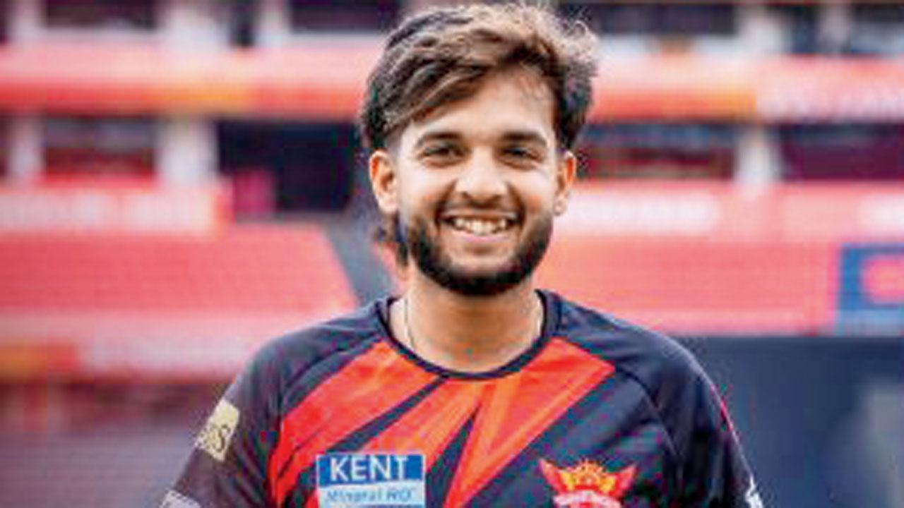 હર્ષ દુબે