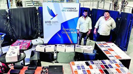 પૂછપરછ દરમ્યાન આ સામાન સાથે કાનૂની દસ્તાવેજો નહોતા